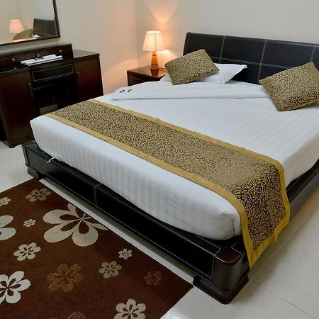Al Mawasem Al Arbaa Aparthotel Al Al Jubail 外观 照片