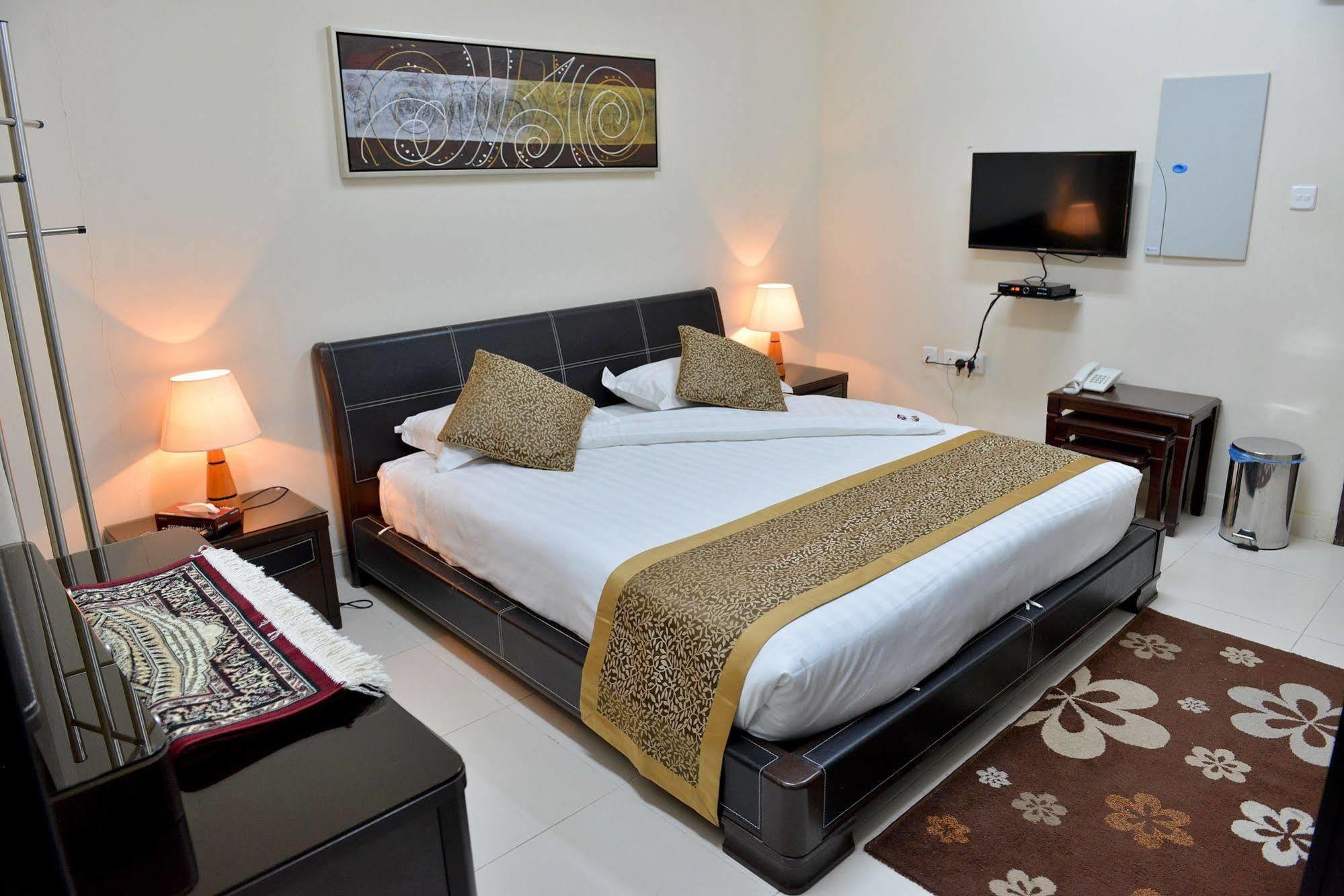 Al Mawasem Al Arbaa Aparthotel Al Al Jubail 外观 照片